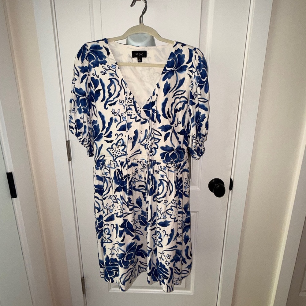 MSK Cream Linen-Rayon Blend Fully Lined Dress with Pockets, M, NWT